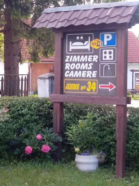 Guesthouse Marton Jezerce Eksteriør billede
